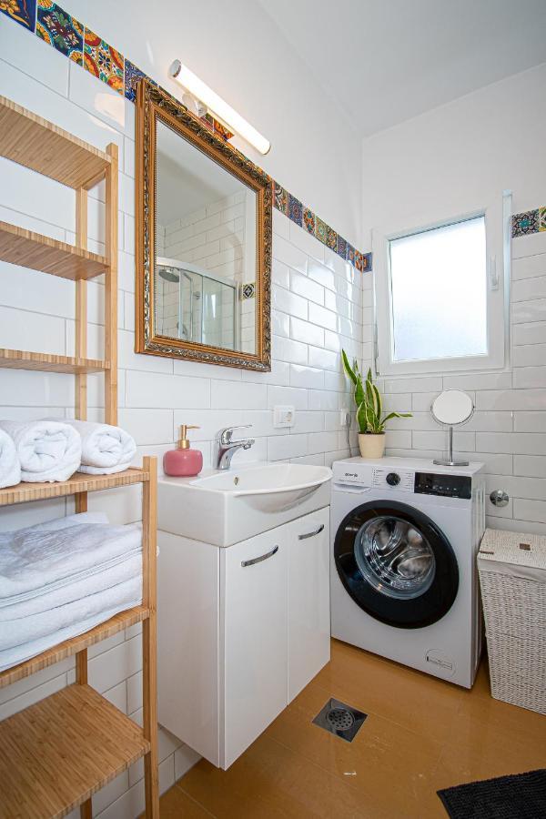 Apartment Nikola Kaštel Novi 外观 照片