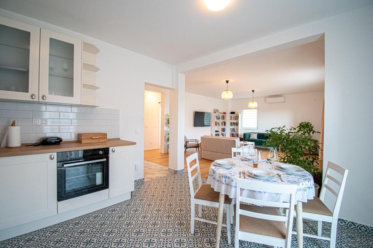 Apartment Nikola Kaštel Novi 外观 照片