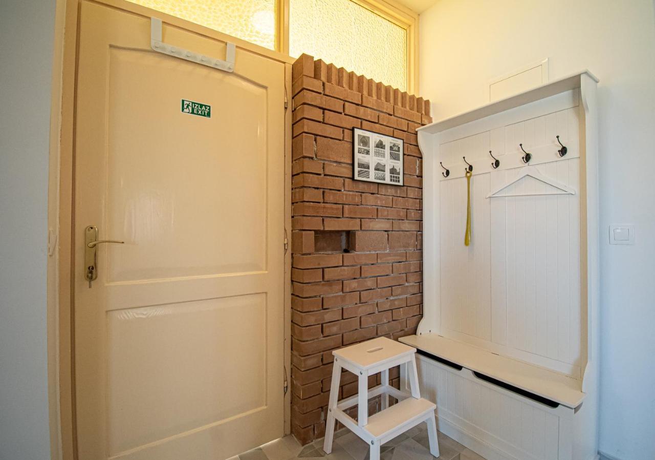 Apartment Nikola Kaštel Novi 外观 照片